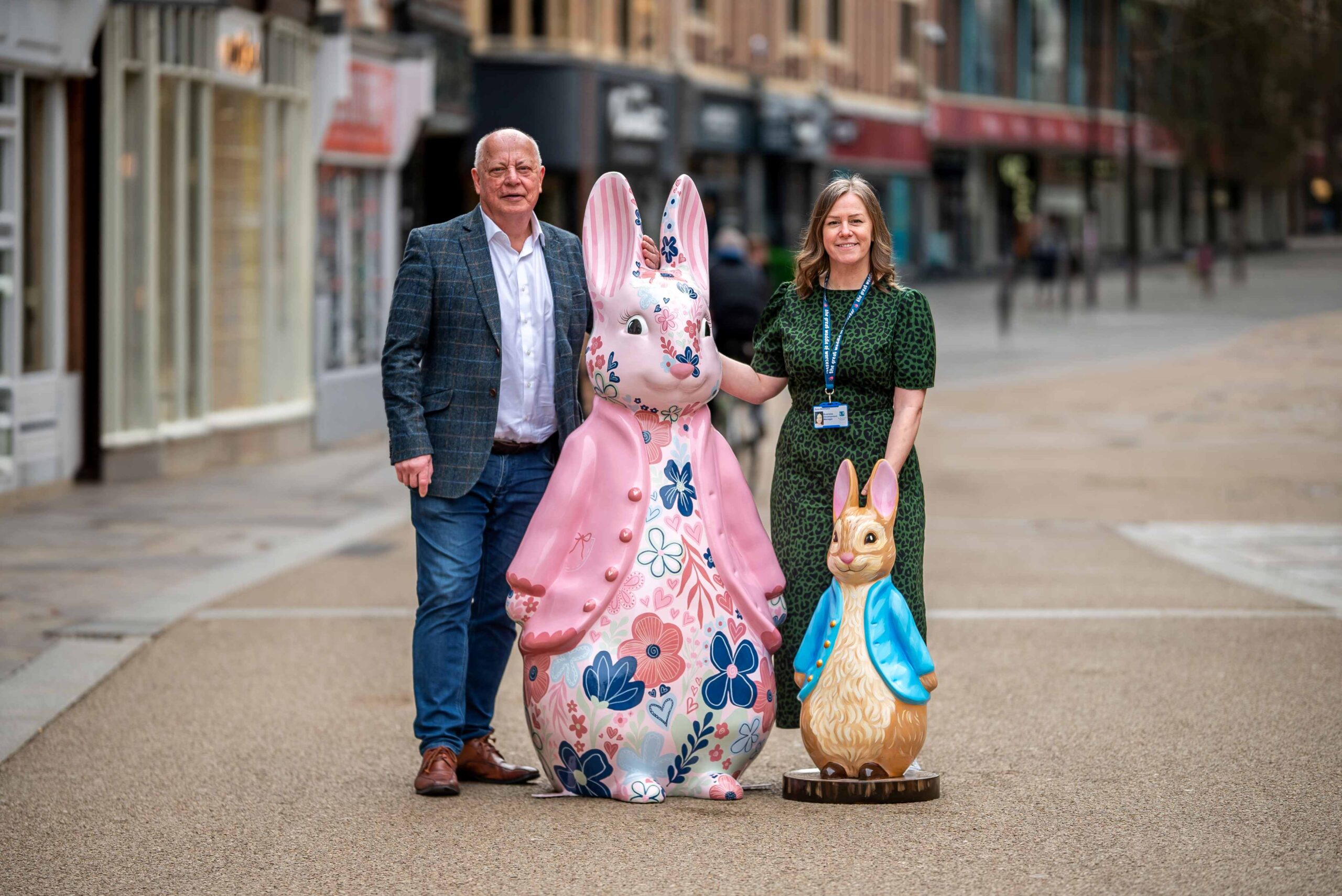 Global communications group backs Worcester art project